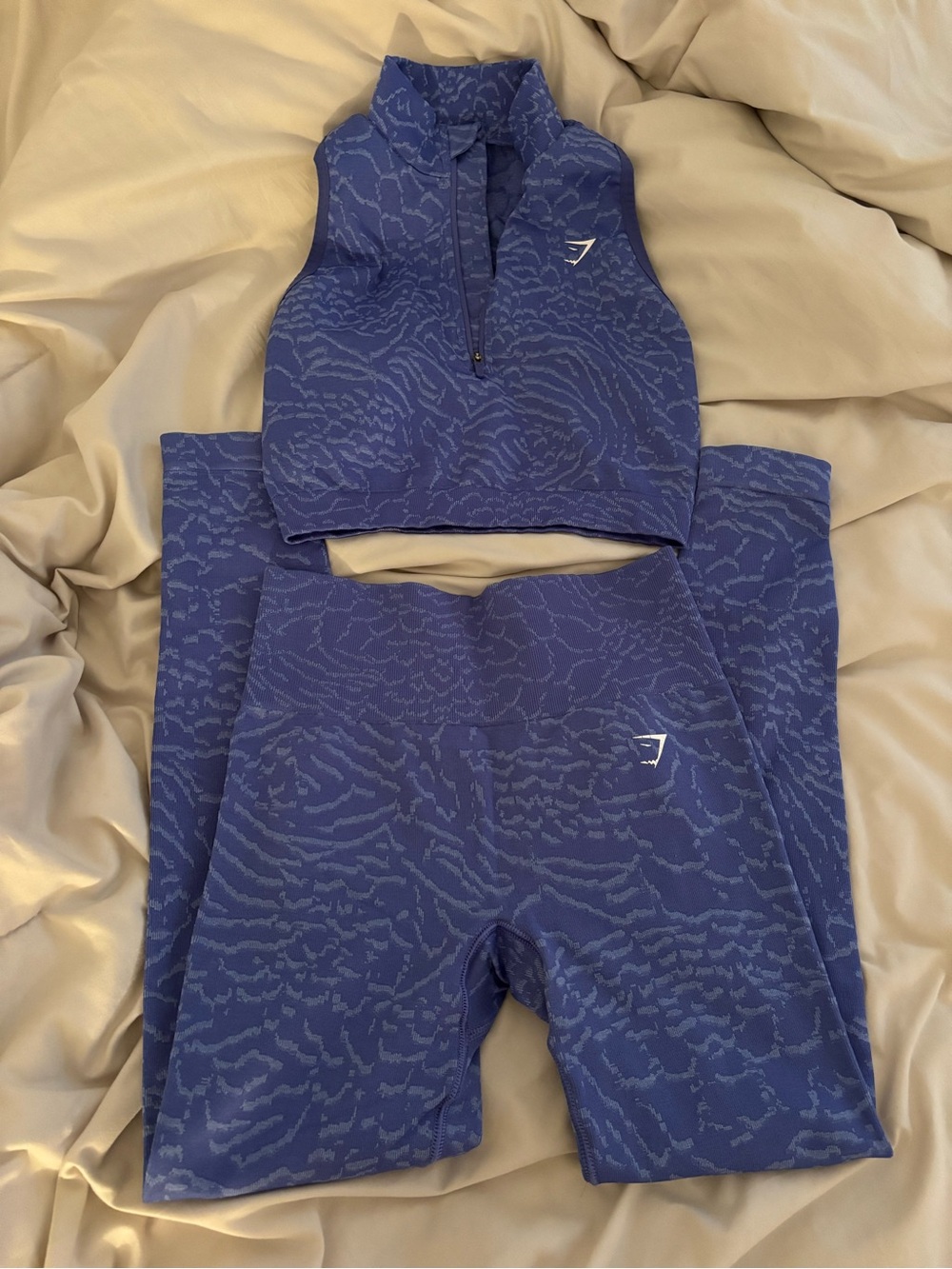 Gymshark Blue Patterned Set: Leggings & Zip Crop Top Set